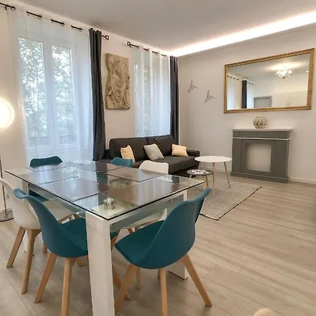 Deluxe Design - Center Cosy Apartment *