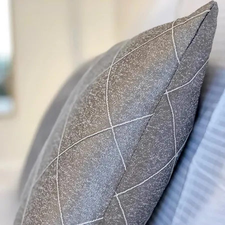 Deluxe Design - Center Cosy * קולמר